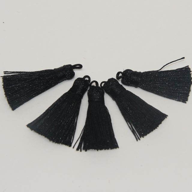 Black - Tassel